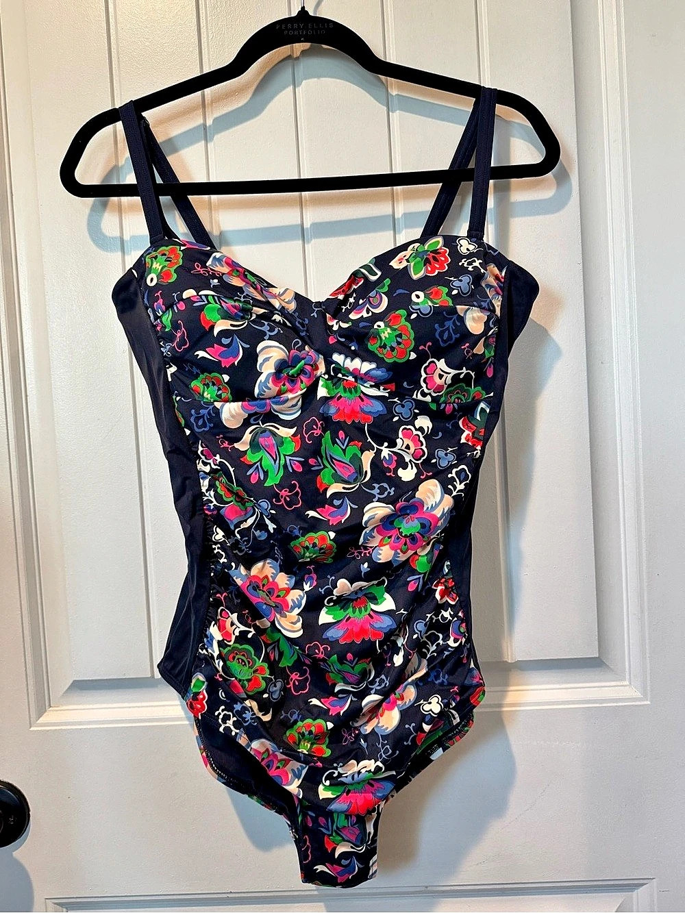 Boden Swimsuit Floral One-Piece in Navy US 12